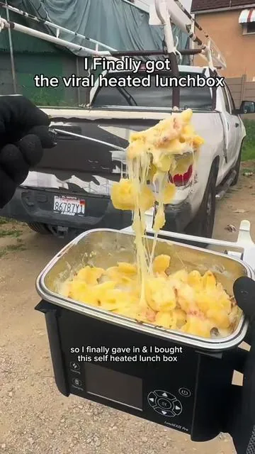 Replying to @frolicwithme A must have for every blue collar worker!⁠ #lunch #musthave #luncheaze #bluecollar 