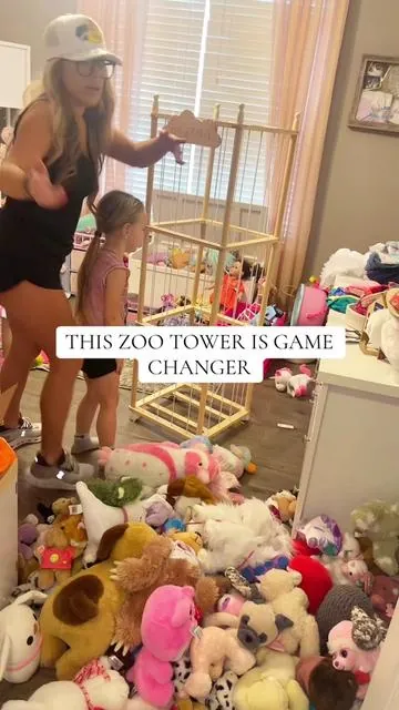 Your kids need this stuffed animal zoo!! #kidsroom #kidsorganization #stuffedanimals #cleanup 