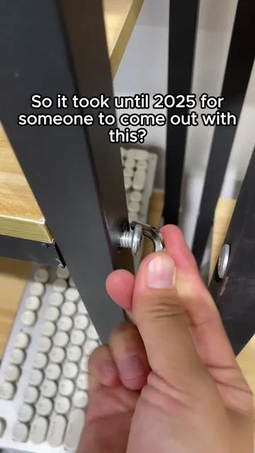 Moving shelves to screw in bolts?No no no.That’s such a dumb way.Smart people know how to save time.☺️☺️#fyp #screwdriver #tiktokshop #toolstoday #tool #diy 