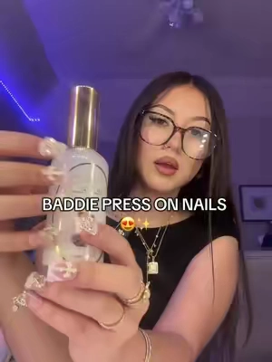 not me having coffee at 1 am 😭 #fy #nails #tiktokshop #happy #nails #pressons #salon #expensive #nah #cheap 