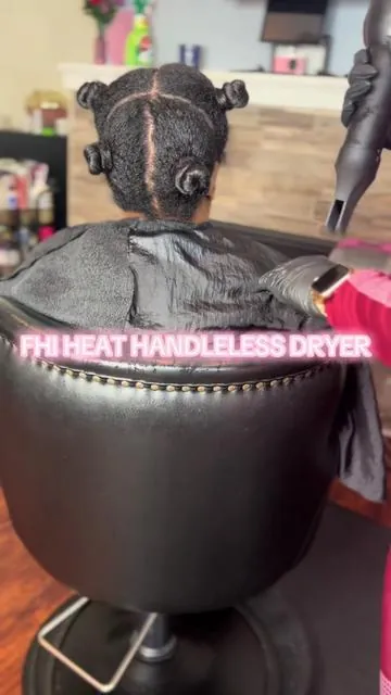 #fyp #fy #fypシ #fory #fypage #hairtools #tiktok #creatorsearchinsights #silkpress #silkpressnaturalhair #silkpressatl #fhi #fhiheat #blowdry #blowdryer #blowdrytutorial 