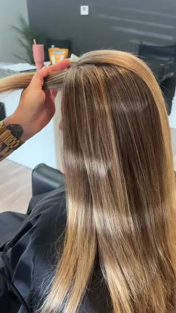 The BEST curling iron!!! @Bio Ionic #fyp #hairtok @Nicole2.0 