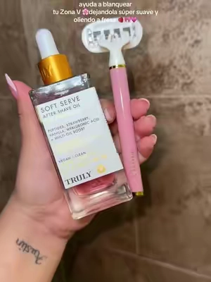 Funciona para todo el cuerpo😮‍💨🍓🎀 #aceitecorporal #tiktokshop #serum #serumcorporal #trulybeauty #aftershaveoil #truly #shaveoil #beauty #hydrating #moisturizing #blanquearaxilas #aclarante