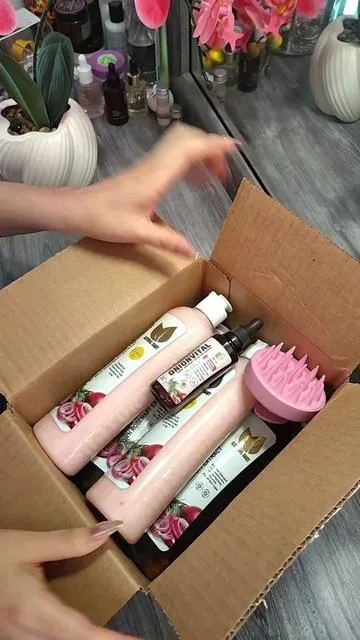 cabello largo,fuerte y brilloso 🥳🥳Ultimos dias de la oferta aprovechen Hermosas 💖💯🥰@Natural Sant USA #naturalsant #haircare #shampoo #shampoodecebolla #shampooderomero 