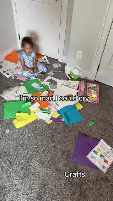 Send help 🥲 at least I know she loves it.  #craft #kidscrafts #screenfreeplay #crafts #summerfun 
