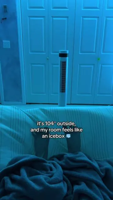 Room feels like an icebox 🧊, need this sleep 😴 #coolingfan #coolingsolutions #hotweatherhacks #hotsleepersolution #hotsummernights #sleephack #ac #fan 