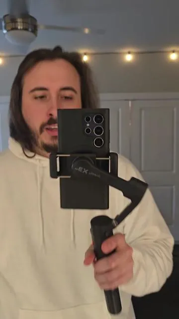 Definitely worth every penny #hohem #hohemgimbal #gimbal #stabalizer #phonegimbal #filmequipment #contentcreators #vlog 