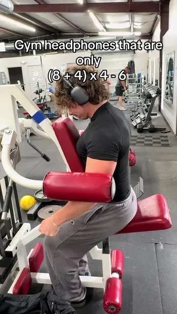 I love these headphones bro #gym #gymtok #headphones 