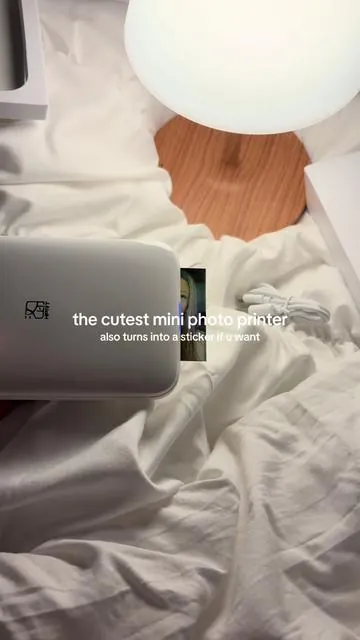 so cute i wanna make a whole wall of these #mini #miniphotoprinter #photoprinter #polaroid #scrapbook #photowall 