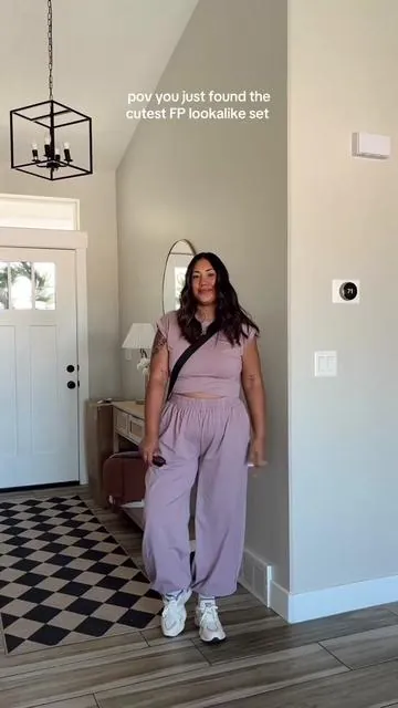 THIS SET 👏🏽👏🏽👏🏽 such a good FP lookalike!! #fplookalikes #tiktokshopfinds #spotlightfinds #tiktokshopcreatorpicks #tiktokshopmemorialday #tiktokshopsummerturnup #matchingset #summerturnupfashion #tiktokshopfashion #midsizefashion #midsizestyle 