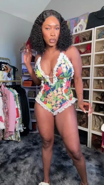 Aprilake One piece floral lace trim swimsuit that covers but is still cute  #aprilake #aprilakebathingsuit #TikTokShopCreatorPicks #tiktokshopmemorialday #creatorsearchinsights #onepieceswimsuit #swimsuit 