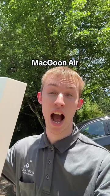 Was this a good investment?!😭#macbook #apple #macgoonair #macbookpro 