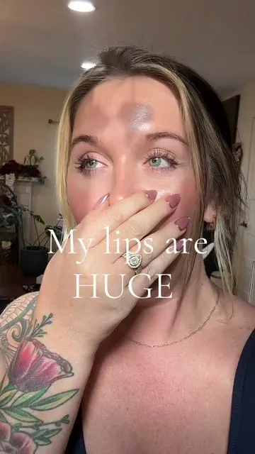 @Dr.Melaxin Global #lipplumper #biglips #drmelaxinlipplumper #drmelaxin #lipfiller #lipplumper #tiktokshopfinds #beautytips #TikTokShopUnboxing #FunInTheSun 