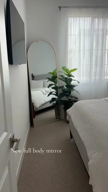 In love 😍 #fullbodymirror #mirror #homedecor 