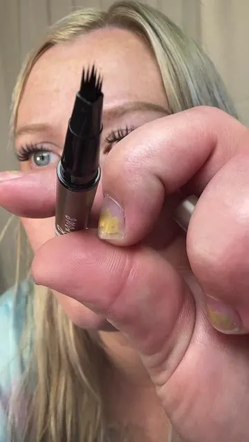 You need it immediately!!! @IMETHOD BEAUTY #imethod #browpen #brows #browtutorial #eyebrows #eyebrowtutorial #TiktokShopCreatorPicks #tiktokshop #fyp 