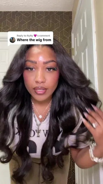 Replying to @NyNy 🩷 this wig has me in a chokehold 😭 lace melts so good #wigtok #gluelesswig #oqhair #hdlace #closurewig 
