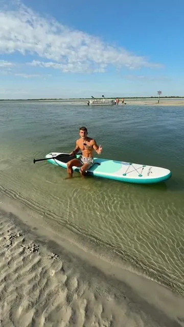 Invest in more memories and adventures this summer! An inflatable SUP is one of the most portable and affordable ways to get on the water. It’s sturdy, easy to set up, and a great workout too. There’s only a few left in stock so move fast if you want to grab this at a great price. If you use my link in the bottom left corner of the video, I appreciate the support. Have fun! #standuppaddleboard #paddleboard #wateractivities 