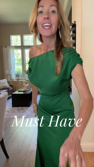 This dress has Free 3 Day Shipping 🙌  #Dress #MermaidDress #FormalDress #EveningGown #PromDress #GlamLook #ElegantStyle #RedCarpetReady #specialoccasiondress #DressUp #GlamGoals #LuxuryLook #SlayTheLook #DressToImpress #BridesmaidDress #WeddingGuestDress #MotheroftheBride #MotheroftheGroom 