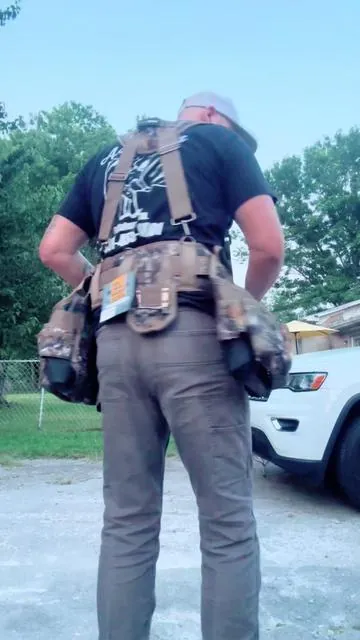Every man needs this Tool Belt •	#ToolTok #ToolBelt #OverTheShoulderGear #HammerReady #ToolSetup #ToolHack #ToolBeltCheck #JobsiteReady	#WorkSmarter