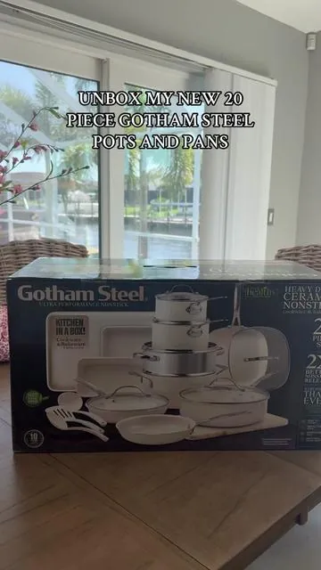 these are SO nice and the color is amazing @Gotham Steel #affordablecookware #GothamSteel #cookwaresset #stainlesssteel #kitchenware #potsandpans  #CeramicCookWare #NonStick #steelpan #tiktokshopcreatorpicks  