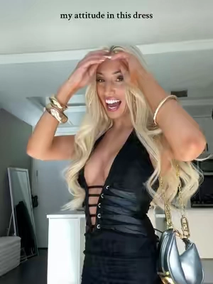 @Fashion Nova did it again 🖤 #OOTD #dress #tryon #haul #minidress #fitcheck #summeroutfit #goingout #nightout #club #clubbing 