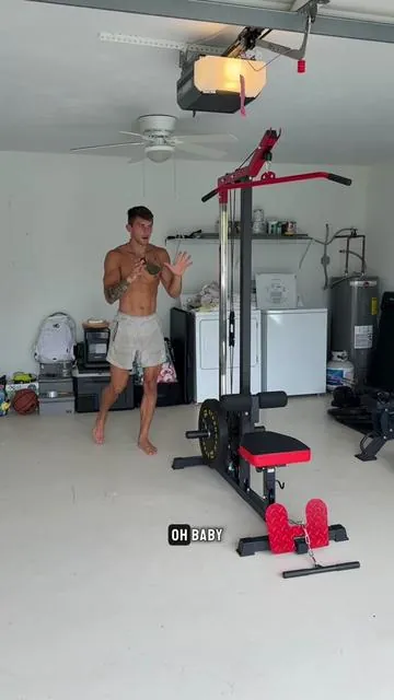 Back days just got a whole lot better… The cable is so smooth, feels incredible on the back. There are many exercises you can perform on this and it’s very affordable. If you want to start a home gym or you’re adding to your gym like myself, this is a must have. The link is in the bottom left corner of the video! #latpulldown #cablemachine #backday #pullworkout #homegym 