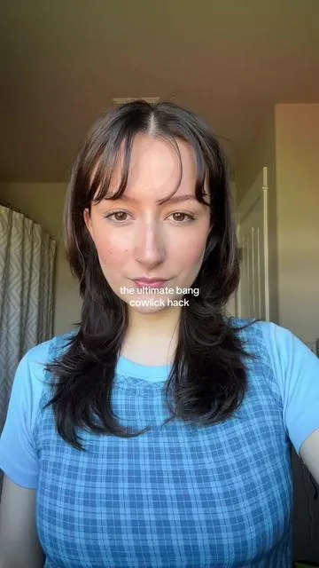 literally the BEST bang product to ever exist also this is day 4 hair so excuse the rest of my hair lol  #bangs #cowlick #bangstutorial #wolfcut #butterflycut #shagcut #banghack #bangcowlick #hairtutorial 