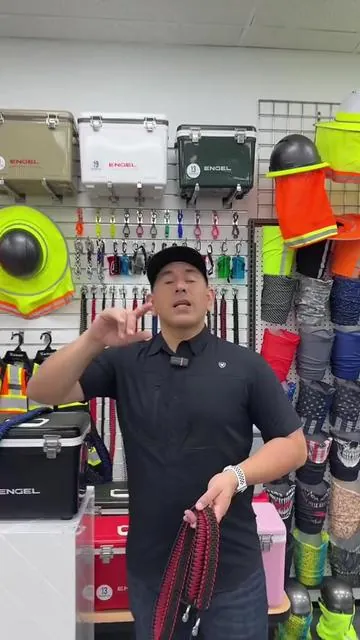 Even more colors coming soon!! 👀  #paracord #cooler #workwear #workwearstyle #engel #bluecollar #refinery #oilfield #puro956 #rgv956 #laplazamall956 #riograndepremiumoutlets #downtownmcallen #sunrisemallbrownsville #fyp 