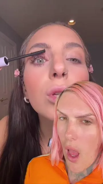 Trying the VIRAL tubing @Kulfi Beauty badi lash mascara… is it Jeffree Star Approved?! 😱 #makeupreview #jeffreestar #mascara #kulfi #sephora #tubing #beautytips #viralmakeup #fyp #duet w @lex 