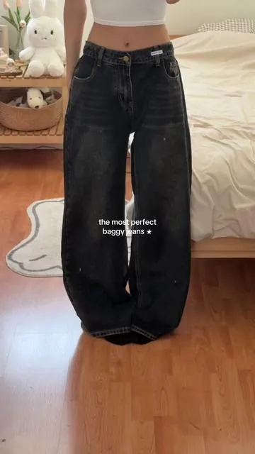 pants: emmiol wide leg baggy jeans ⭑ the perfect baggy jeans for the summer !! their so comfy and there’s a stretchy waistband <3 #baggyjeans  #emmioljean 