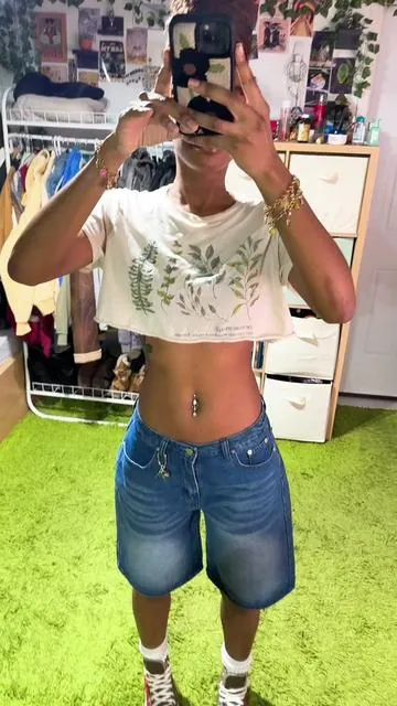 I loveeee #jorts #summerfits #denim 