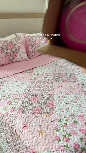she's a beauty 💖 I just love that it's motion sensor!! ✨ #pinktrashcan #motionsensor #motionsensortrashcan #trashcan #homedecor #pinkdecor #pinkhomedecor #tiktokmademebuyit  