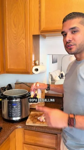 Olla a presión eléctrica. Olla eléctrica multifuncional. Olla para hornear, hervir, cocinar a presión y mucho más. Cómo tener más espacio en la cocina.  Como usar una olla pitadora. Recetas con olla a presión. #pressurecooker #ollaapresion #ollapitadora #ollaelectrica #TikTokShopUnboxing #SummerTurnUpFashion #outdoorfun #funinthesun #TikTokShopMemorialDay #tiktokshoprestock #TikTokShopJumpstart #TTSTakeover #TikTokShopCreatorPick #TTSLevelUp #TTSDelightNow #fashionlookbook #TikTokShopJumpstartSale #Seasonalgems #TikTokShopRestock #TikTokShopMothersDay #TikTokShopMemorialDay #TikTokShopSummerTurnUp #TikTokShopCreatorPicks #TTSCreatorBash #Dealsforyoudays #TtsCreatorbash #tiktokshopsummerturnup 