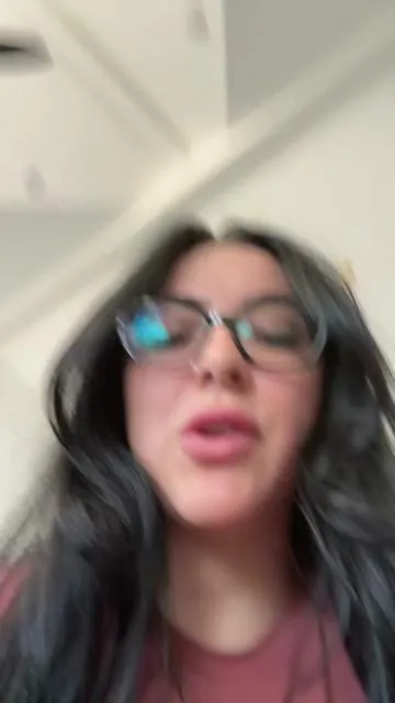 Where were these when I was in high school these are a freaking necessity !!!! ##glasses##antislipglasses##anchorglassesstraps##antislipeyeglass##fyp##tiktokshopcreatorpicks