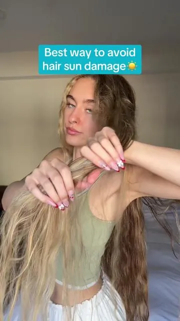 Stop letting your hair get fried by the sun💥 UV rays damage both skin AND hair!! Wear yo SPF