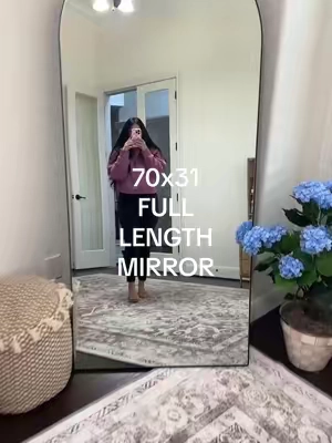 did you see how affordable these are now?? they were well over $200 2 years ago 😵‍💫 #fulllengthmirror #standingmirror #bigmirror #selfiemirror #mirrordecor #tiktokshopcreatorpicks #sweetfurniture 