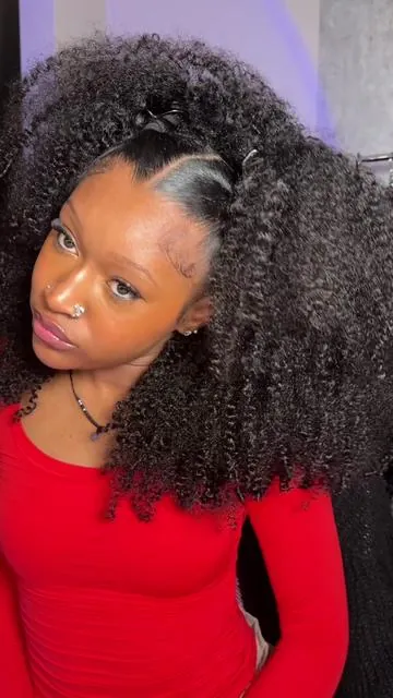 OBSESSED 😆🔥 @CURLYME HAIR #halfwig #flipoverwig ##curlyme #Afro #Curlyhair #hairstyleideas #halfwig #2025 #OutdoorFun #wigtok#fyp #wigtutorial #hairtutorial 