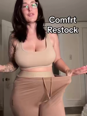 Comfrt cloud sets ☁️ cloud pants, cloud shorts, cloud tees all back in stock! Hurry!! #comfrt #comfrtclothing #comfrtcloud #loungewear #pajamaset #comfyclothes #housewear #tiktokshopcreatorpicks #dealsforyoudays 