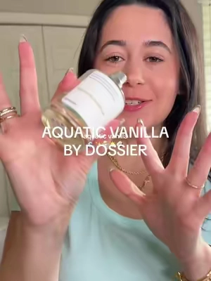 the notes in this are summertime lunch date vibes 🌊✨🍨🥥 #aquaticvanilla #dossier #dossierperfumes #summerperfume #beachyperfume #perfumetok #tiktokmademebuyit #tiktokshopcreatorpicks @Dossier Perfume 