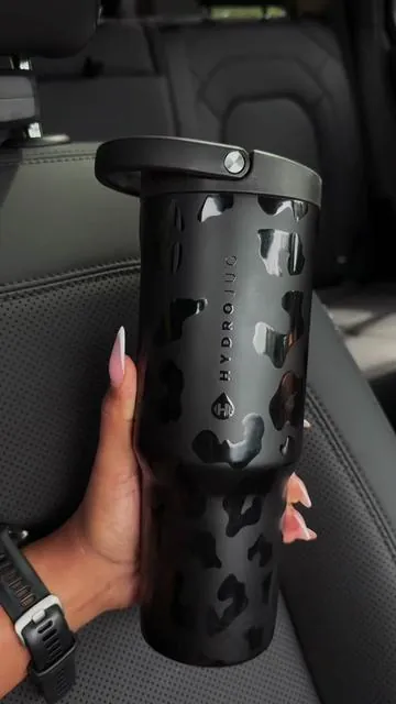 black with a side of leopard print pls 🐆🖤 @HYDROJUG #tiktokshopcreatorpicks #hydrojug #hydrojugsport #leakproof #spillproof #sportbottle #dealsforyoudays 