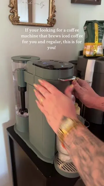 A coffee machine that is simple but does it all! @Ninja Kitchen #ninja #ninjaappliances #ninjakitchen #dealsforyoudays #dealsforyou #coffeemachine #icedcoffee #hotcoffee #coffee #tiktokshop #tiktokshopcreatorpick 