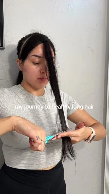 literally grew soo fast ✨🙌🏻 can’t wait to see where my hair length is at by the end of the year ❤️ @Dr. Groot  @LG beauty US #drgroot #drgrootshampoo #drgroothaircare #drgroothairthickeningshampoo #drgrootbeforeandafter #drgrootreview #longhairjourney #healthyhairjourney #okclatina #okcinfluencer #okccontentcreator #reynaxluna #spotlightfinds #ShopLocallyMade  #funinthesun #LoveMyHome  #TikTokShopNewArrivals  #TikTokShopJumpstartSale #TikTokShopRestock  #unleashyourgame #TikTokShopWomenOwned  #TikTokShopMemorialDay #TikTokShopMothersDay #CreatorBoostCamp #TikTokShopRestock #GiftGuide #aprilmademebuyit #ShopWomenOwned #TTfest #TTSLevelUp #aprilmademebuyit #IfYouKnowYouKnow #TikTokShopMothersDay #TikTokShopCreatorPicks #TikTokShopMemorialDay #TikTokShopSummerTurnUp #Dealsforyoudays #QVCTikTokSuperBrandDay #OnlyTheOrdinary #TheOrdinarySuperBrandDay 