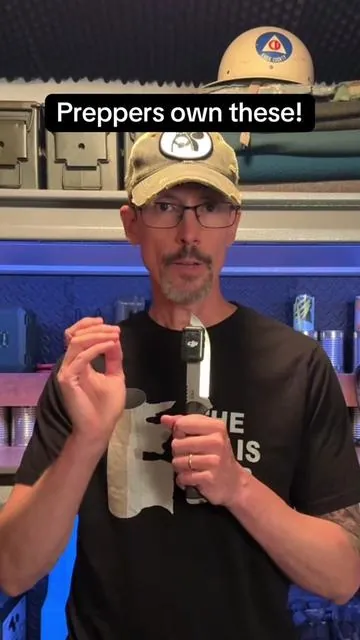 Preppers but emergency radios like this one to stay informed after a crisis strikes.  #ww3 #nuclearwar #emergencyradio #preppertok #survivalgear #shtf #survivalist #bugoutbag 