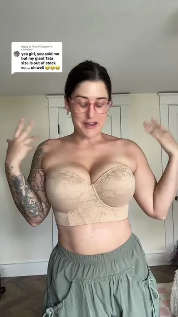 Replying to @*Erica*Coppin* the viral strapless bra is back in stock!! #hsia #hsiabra #straplessbra #brareview #tiktokshopcreatorpicks #hsiasuperbrandday 