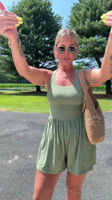 @Halara_official never disappoints 👏🏻  #summeroutfit #activeinhalara #rompers 