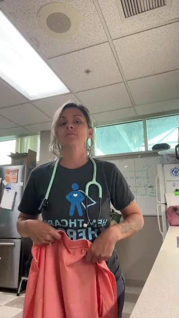 Cozyfit scrub jackets are the best.  #nursesoftiktok #scrubs #nursetok #nursescrubs #nursepractitioner 