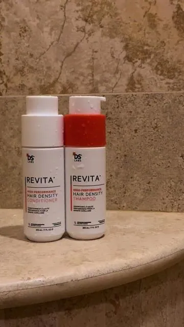 Shower smarter. Choose Revita🧡 #dslabs #haircare #menhair #showerthoughts #tiktokshop #fyp 
