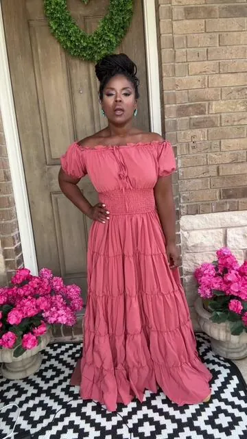 This maxi dress is ultra feminine. I love how it is off shoulder, and lots of ruffles in the full length skirt. This is lightweight. You were going to love this on date night. #MaxiDress #OffShoulderDress #DateNightDress 