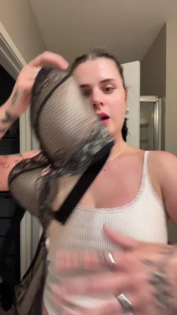 I am loving this trying tiddy tiktok shop stuff lately lmfao (so have you guys apparently 🥴😂) #bra #tiktokshopfashion 