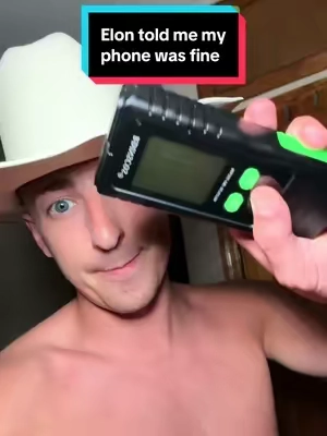 Ever since Elon went big Gov I can’t even trust a word he says anymore #emf #emfprotection #radiation #phone #charger #elonmusk #joeroganpodcast 
